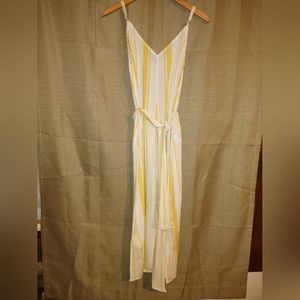 New Billabong strappy White with Yellow stripes Rayon Romper size 6